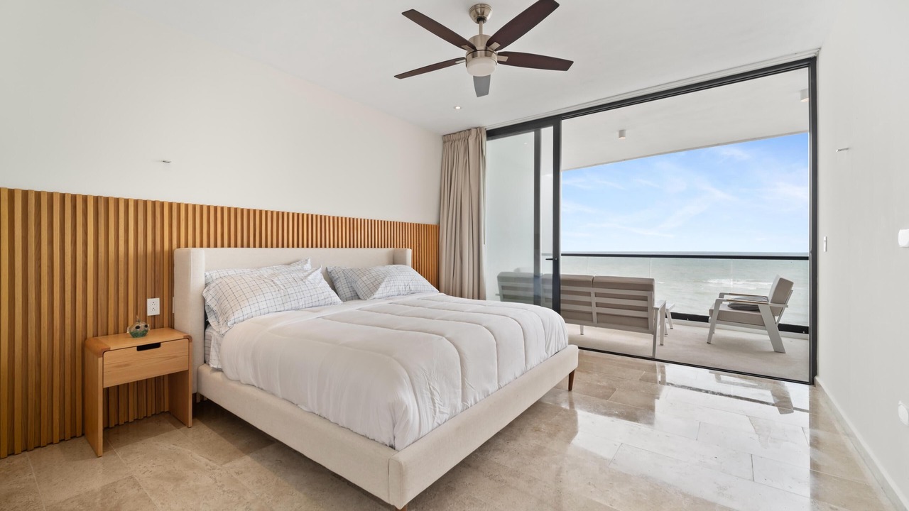Photo of Bedroom in Miramar