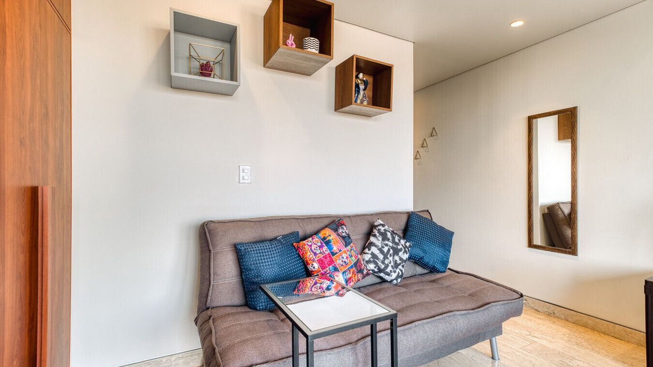 Photo of Livingroom in Anahuac