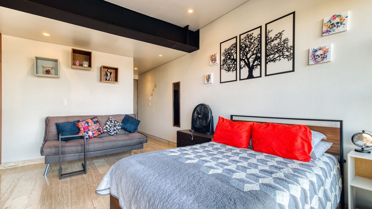 Photo of Bedroom in Anahuac