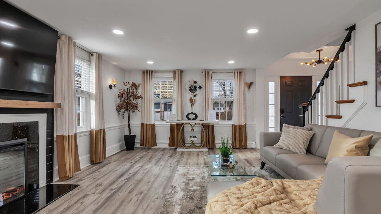 Photo of Livingroom in Methuen