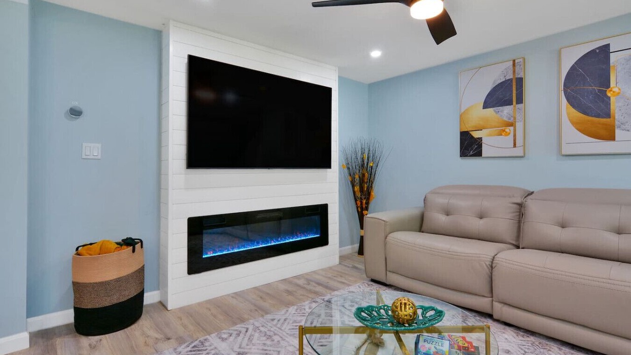 Photo of Livingroom in Methuen