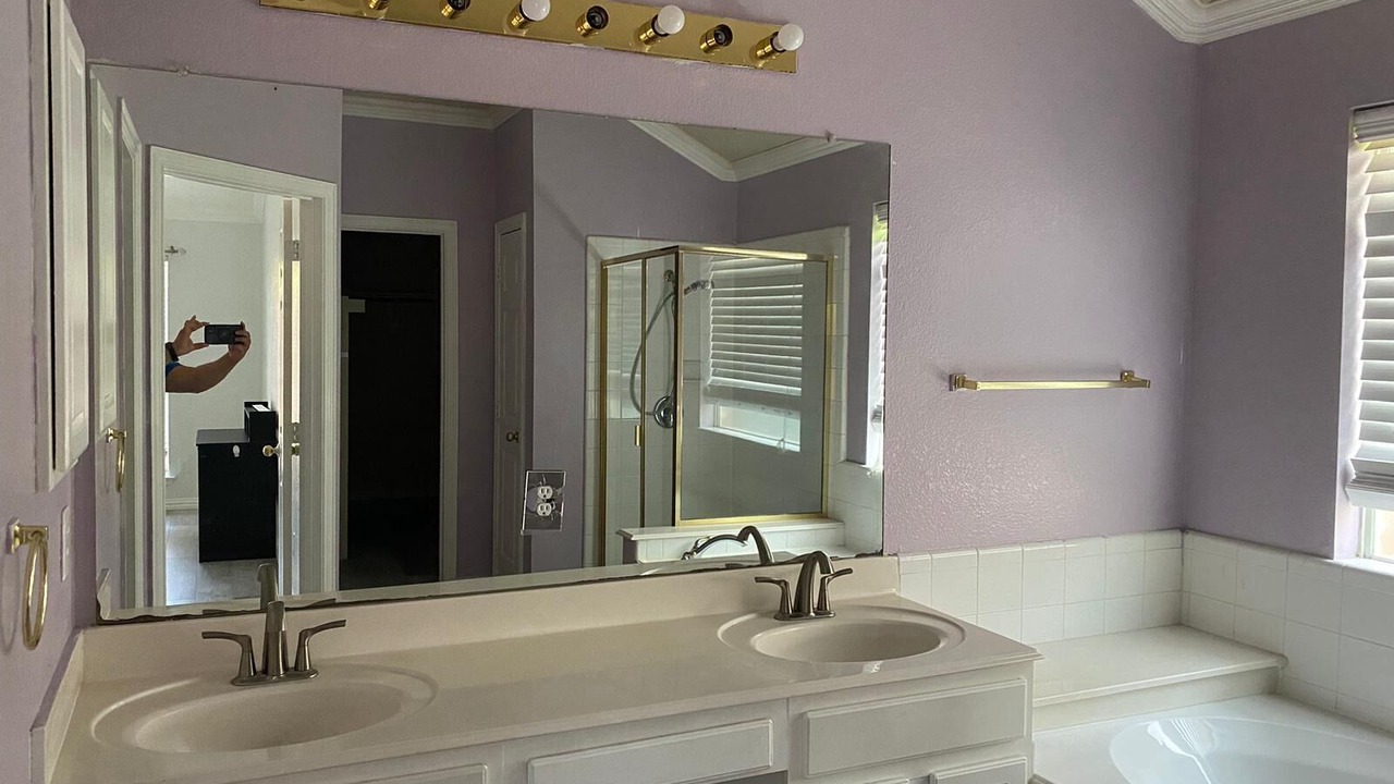 Photo of Bathroom in South Arlington