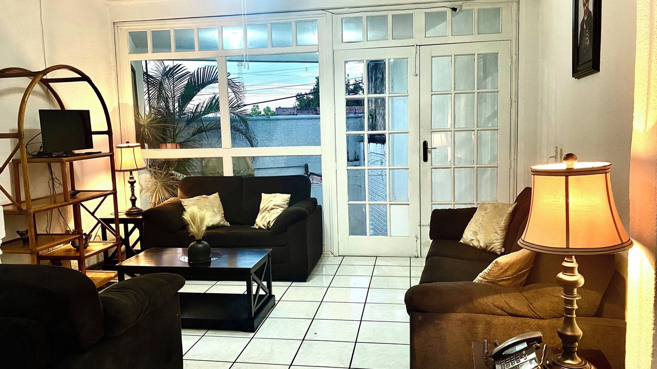Photo of Livingroom in Historic Centre