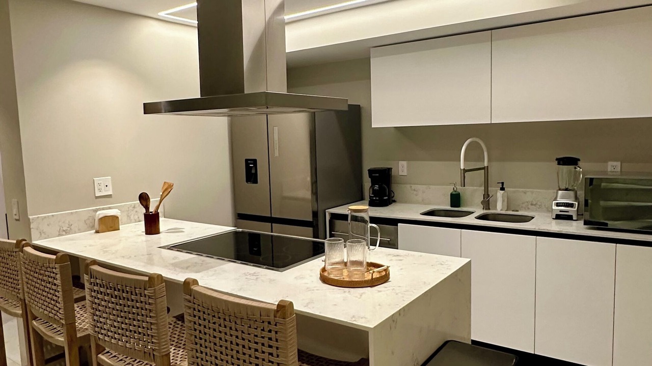 Photo of Kitchen in Flamingos