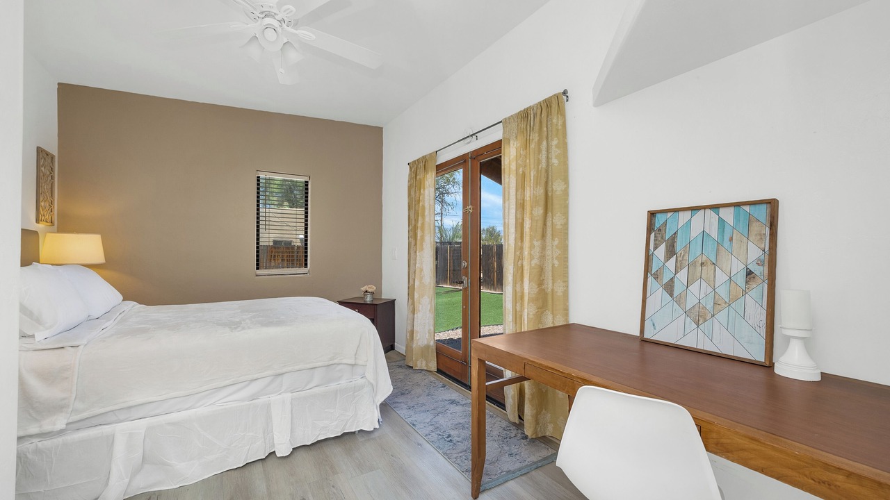 Photo of Bedroom in Blenman-Elm