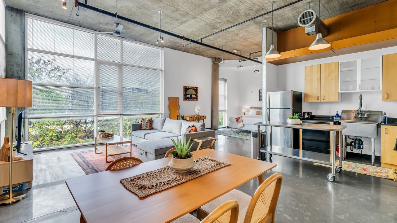 Photo of Livingroom in The Gulch