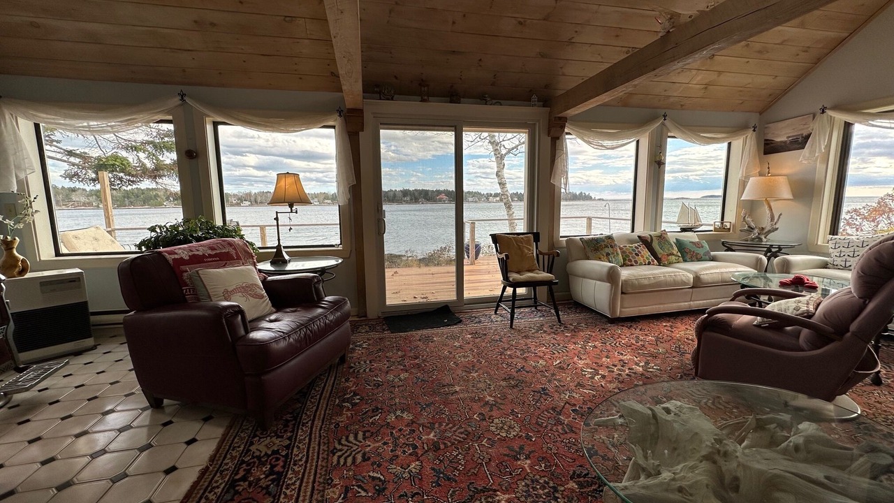 Photo of Livingroom in Orrs Island