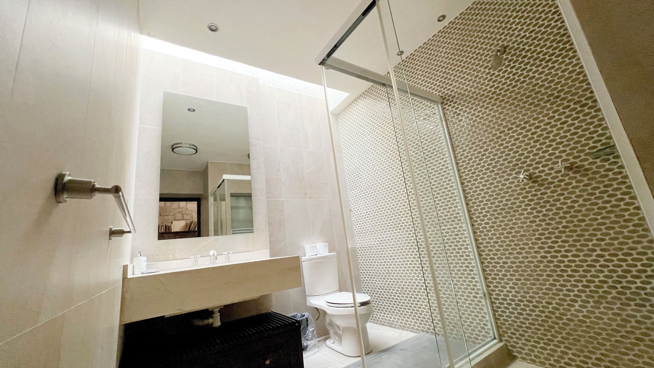 Photo of Bathroom in Historic Centre