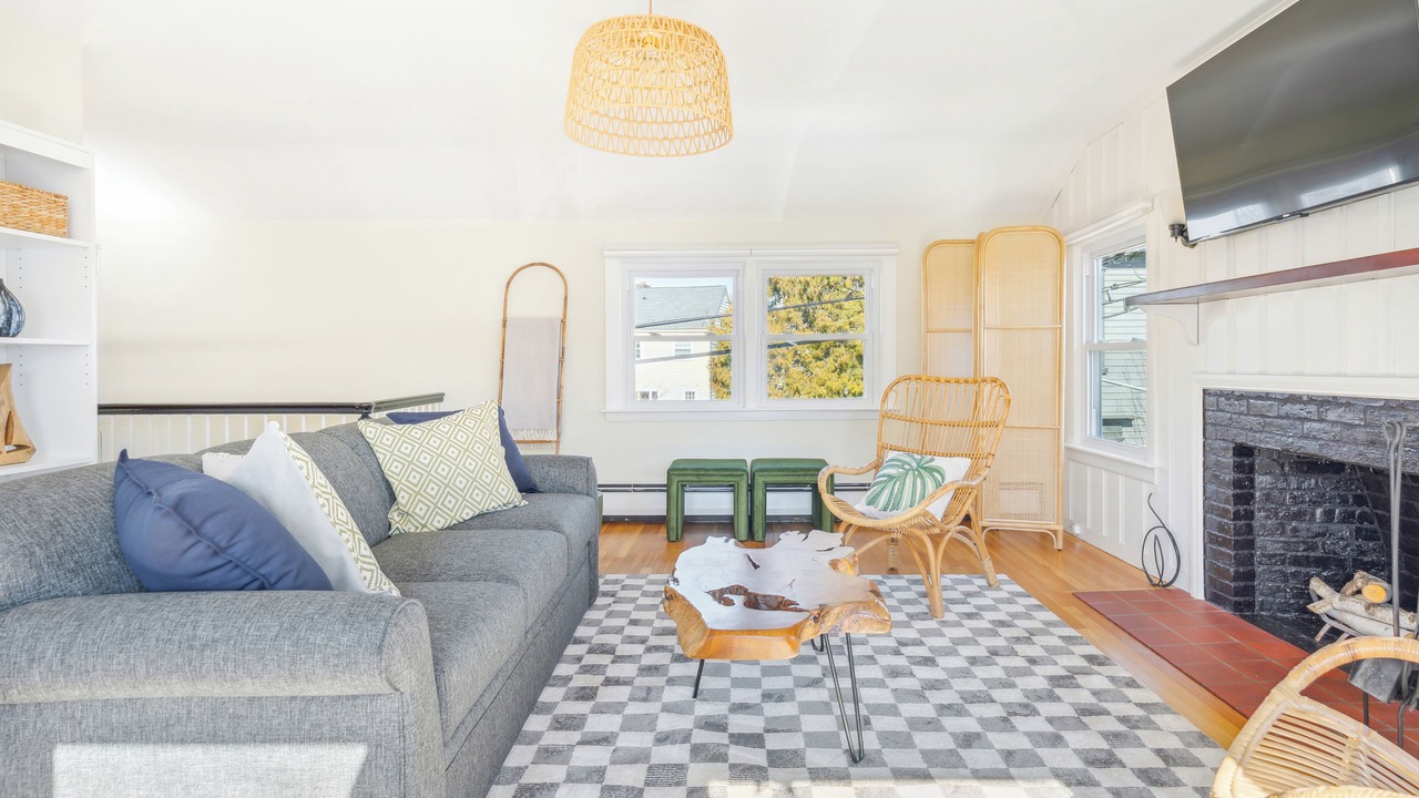 Photo of Livingroom in Marblehead