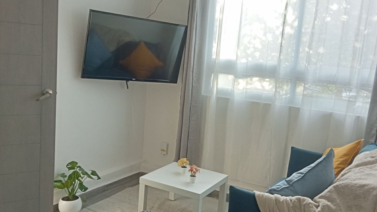 Photo of Livingroom in Anahuac