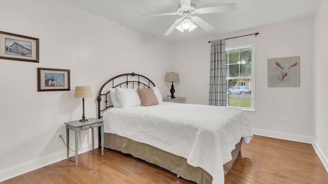 Photo of Bedroom in Spring Hill