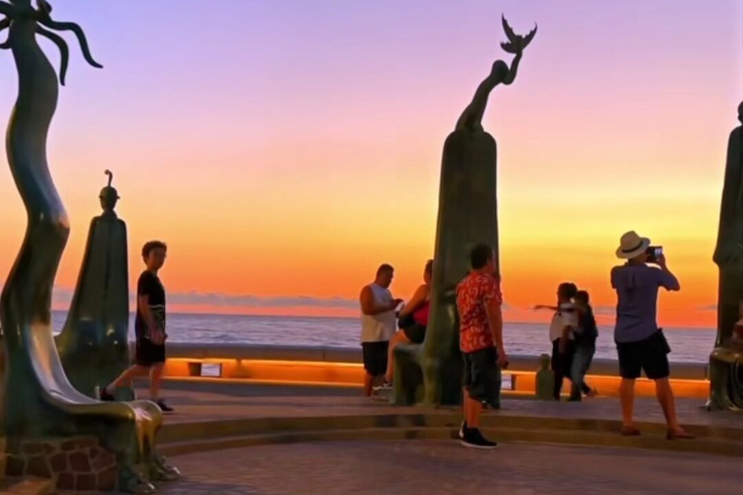 Photo of Others in Romantic Zone
