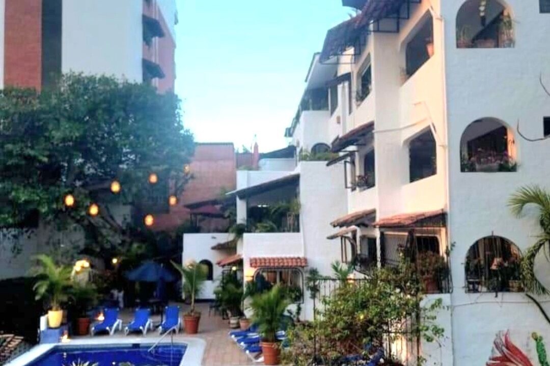 Photo of Outdoor in Romantic Zone