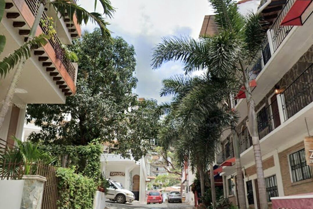 Photo of Outdoor in Romantic Zone