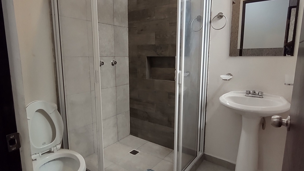 Photo of Bathroom in Tampico