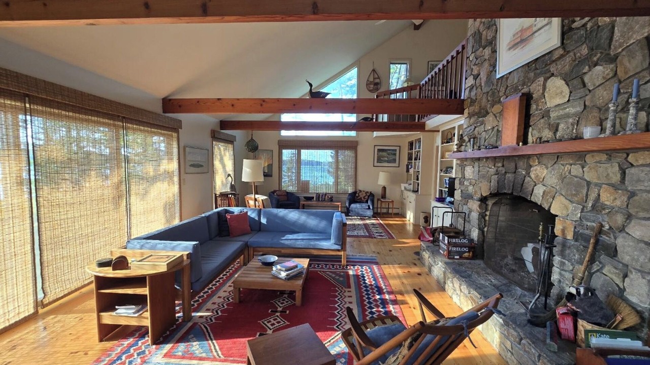 Photo of Livingroom in Boothbay