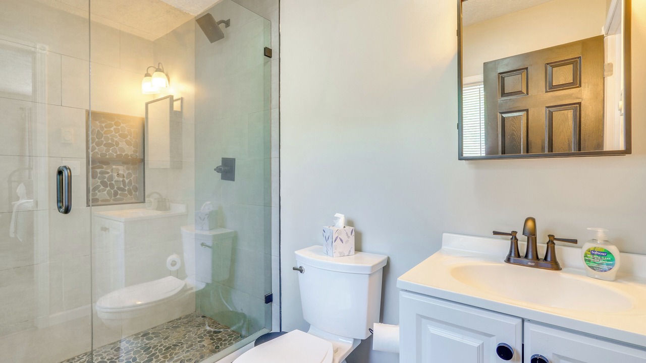 Photo of Bathroom in Logansport