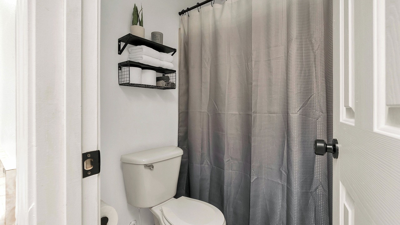 Photo of Bathroom in Arcadia