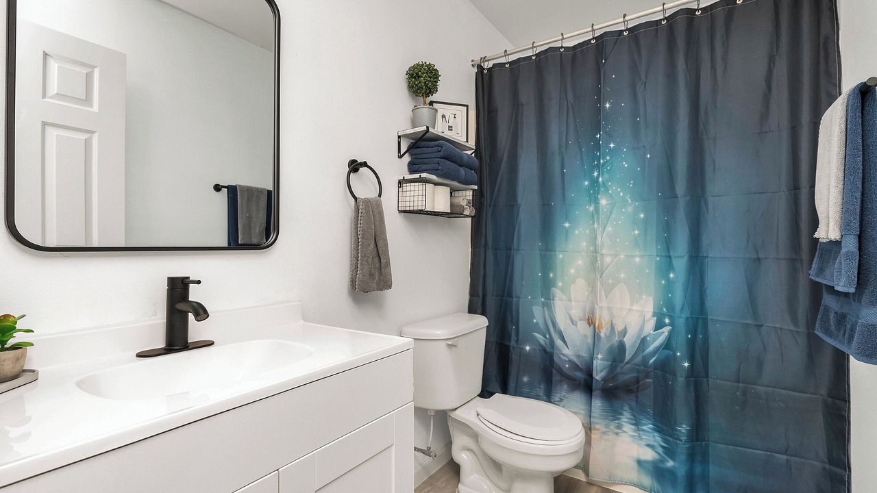Photo of Bathroom in Arcadia
