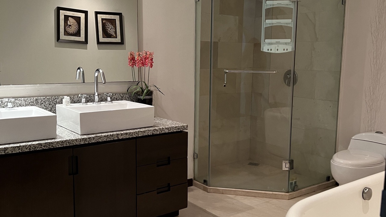 Photo of Bathroom in Quintas del Mar
