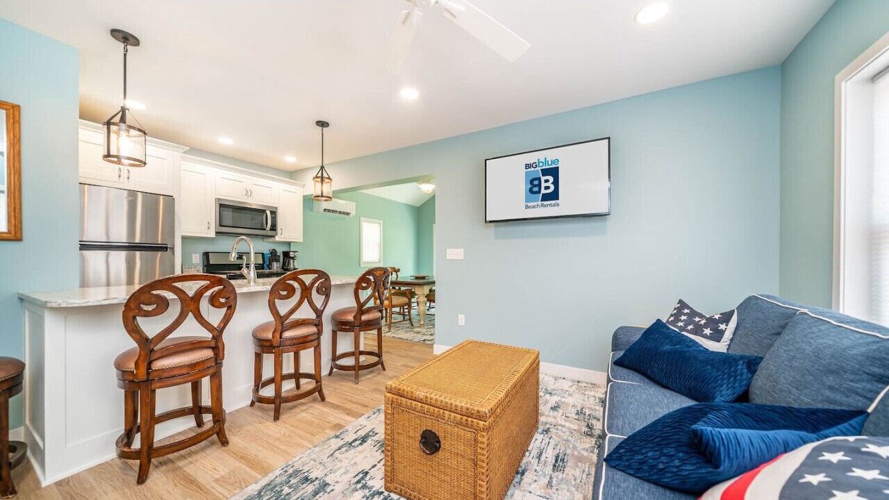 Photo of Livingroom in Paw Paw Lake