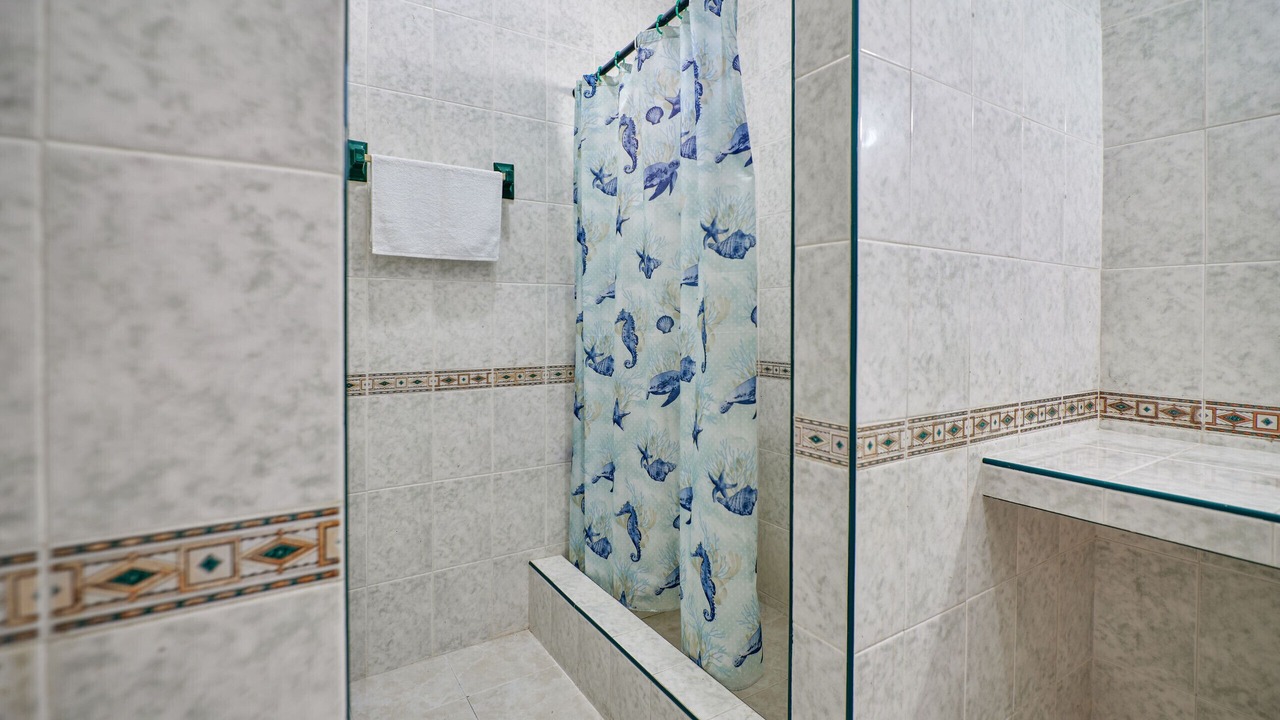 Photo of Bathroom in Yobain