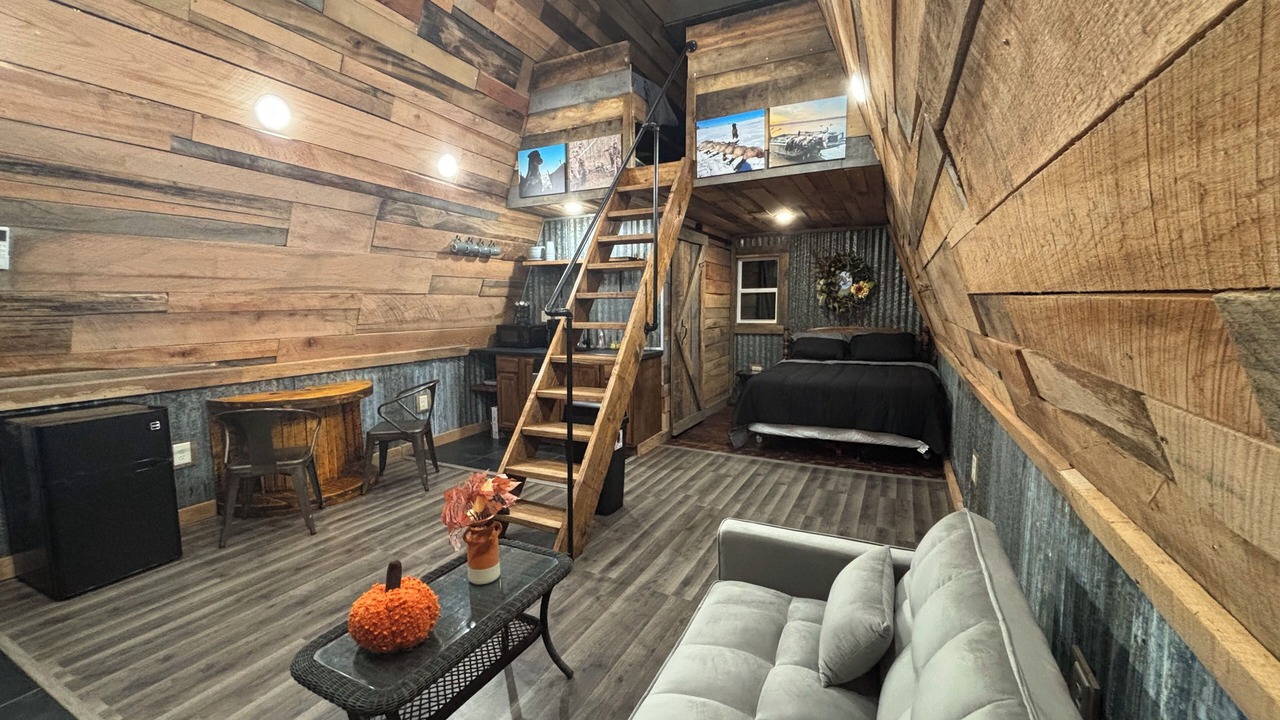 Photo of Livingroom in Miller City