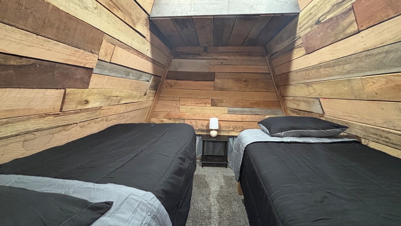 Photo of Bedroom in Miller City