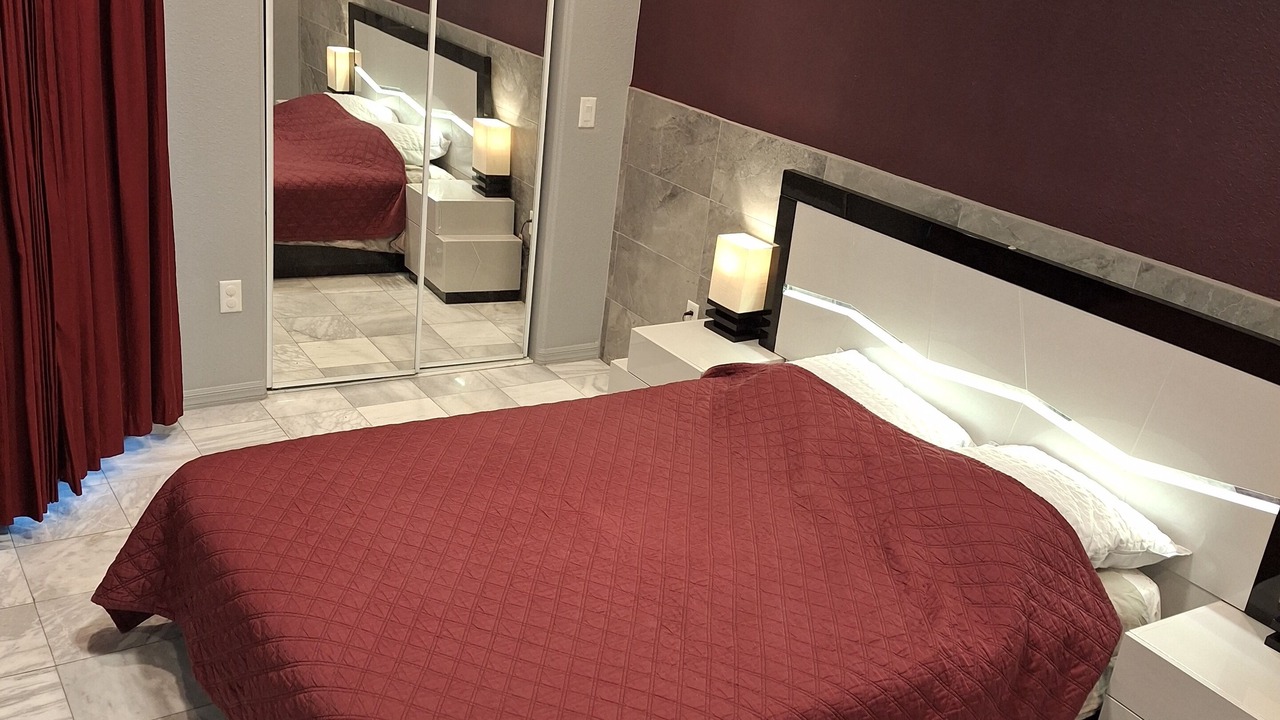 Photo of Bedroom in Desert View Village