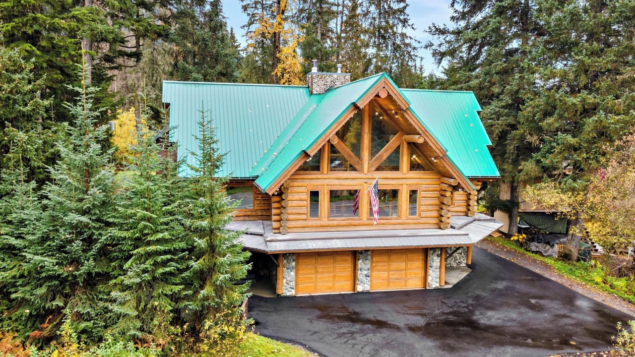 Photo of Others in Alyeska