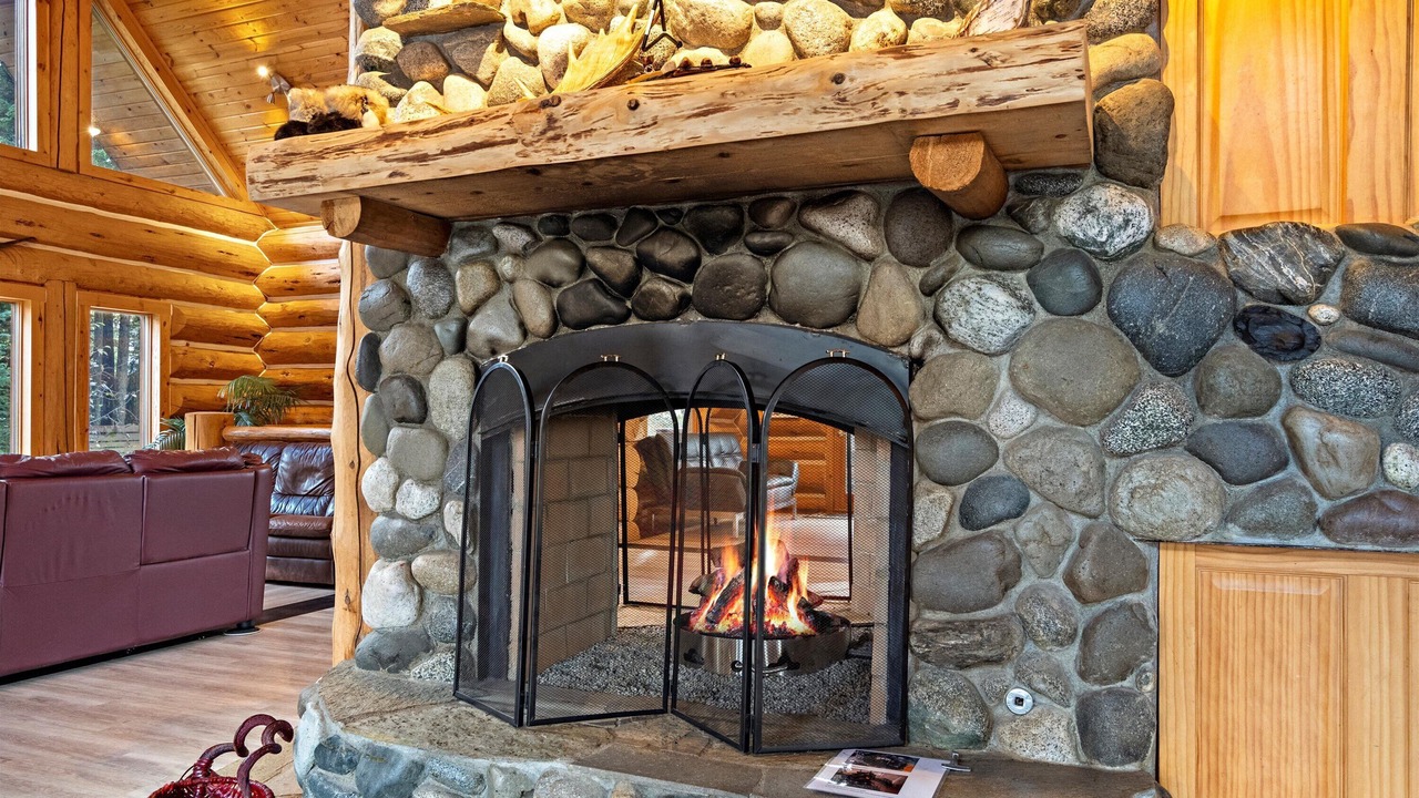 Photo of Livingroom in Alyeska