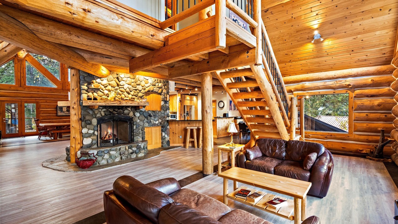 Photo of Others in Alyeska