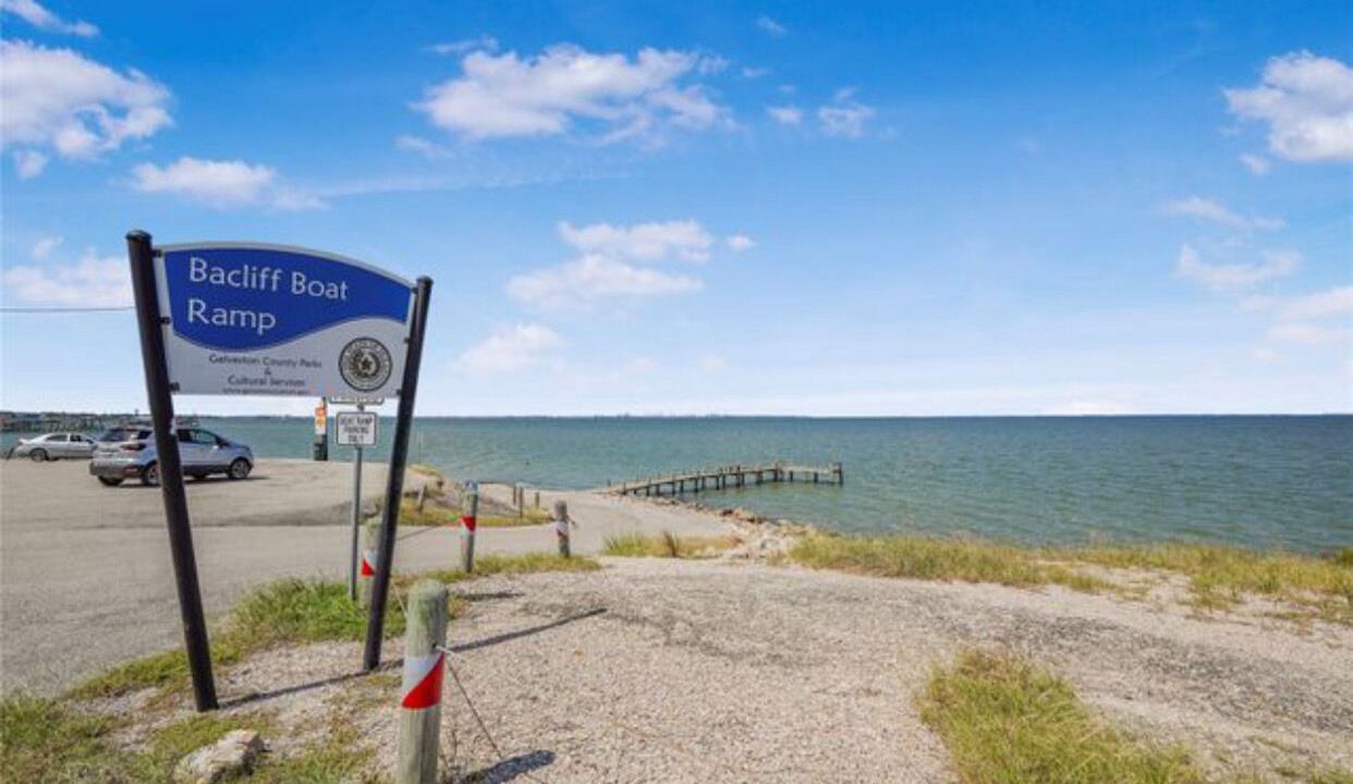 Photo of Others in Bacliff