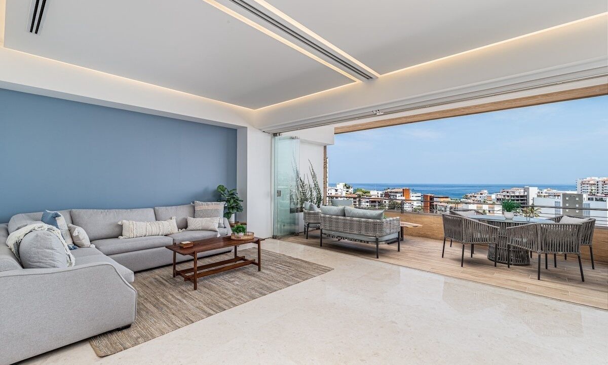 Photo of Livingroom in Romantic Zone