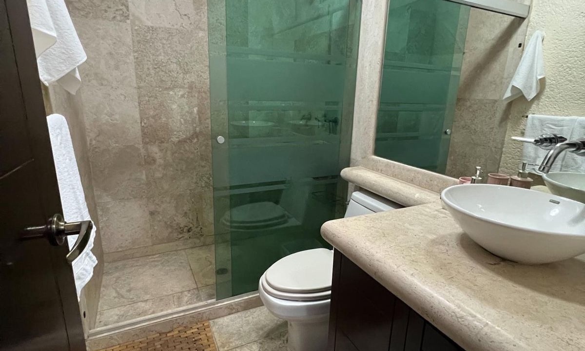 Photo of Bathroom in Icacos