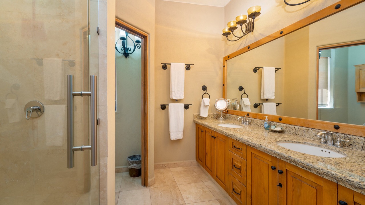 Photo of Bathroom in Nopolo