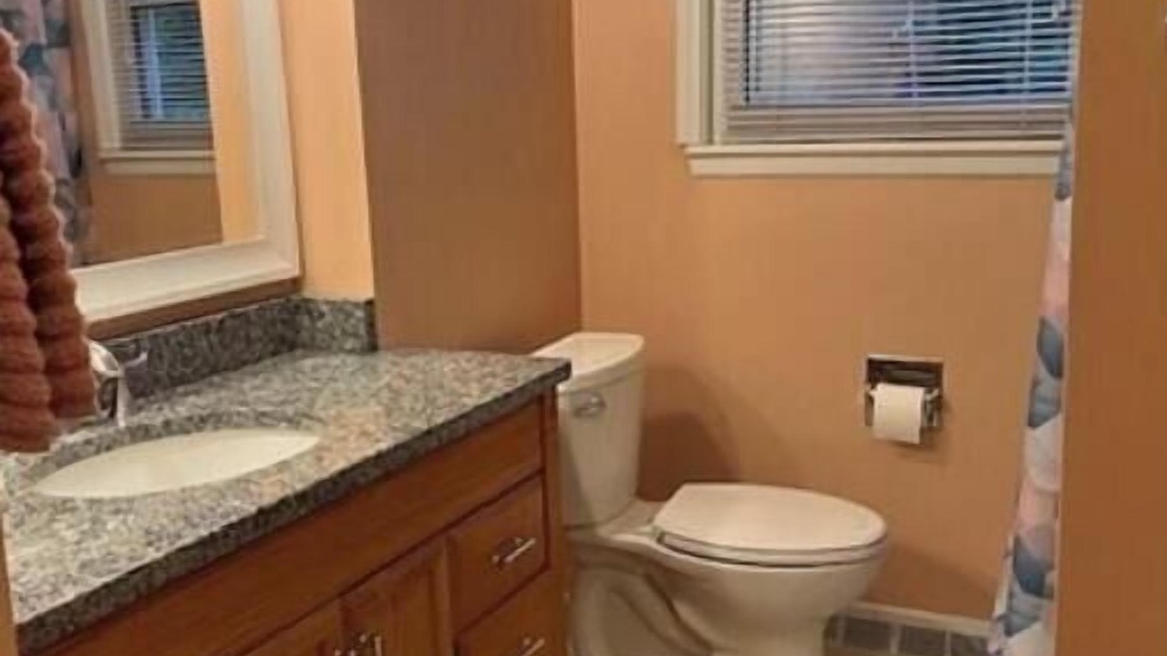 Photo of Bathroom in Norton