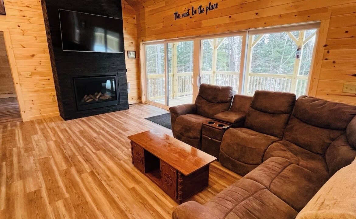 Photo of Livingroom in Pittsburg