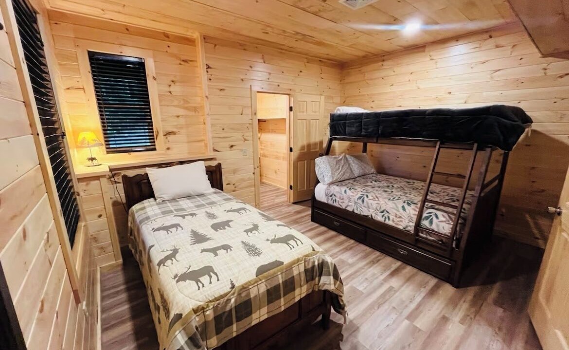 Photo of Bedroom in Pittsburg