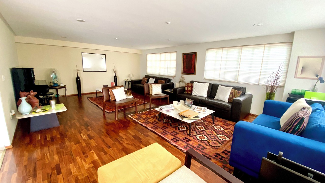 Photo of Livingroom in Guadalupe Inn