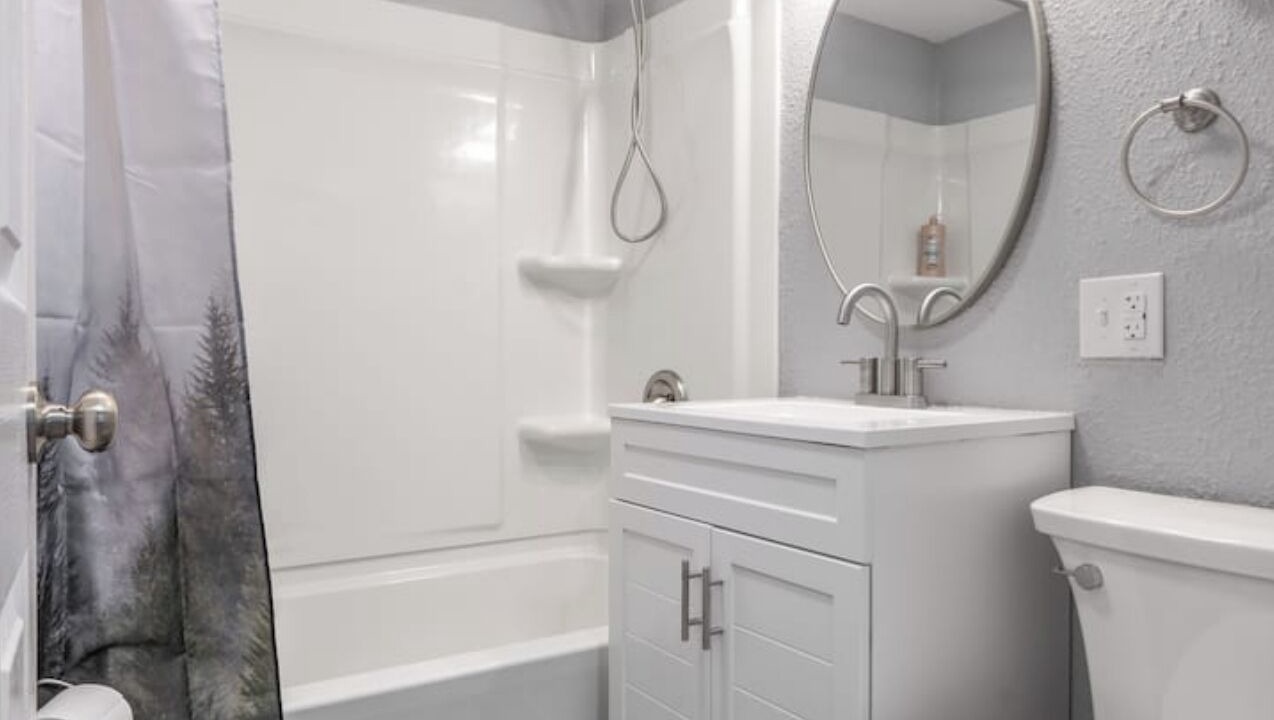 Photo of Bathroom in Campbell Park