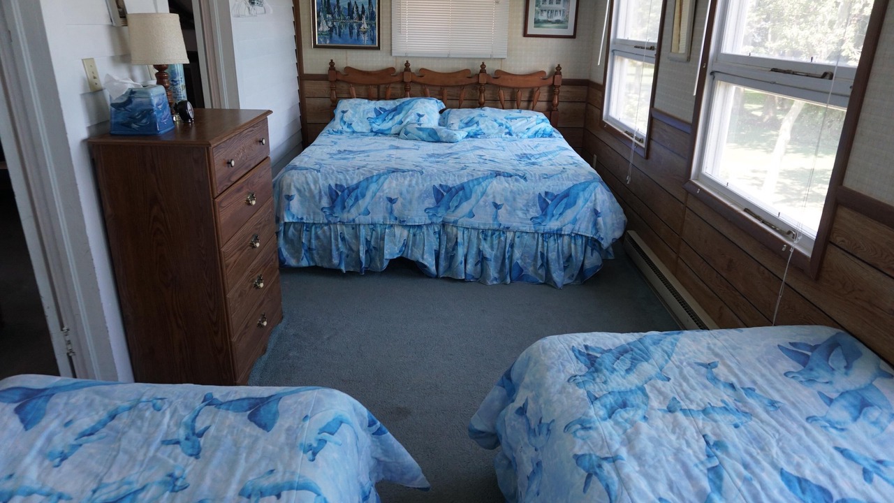 Photo of Bedroom in Lakeside