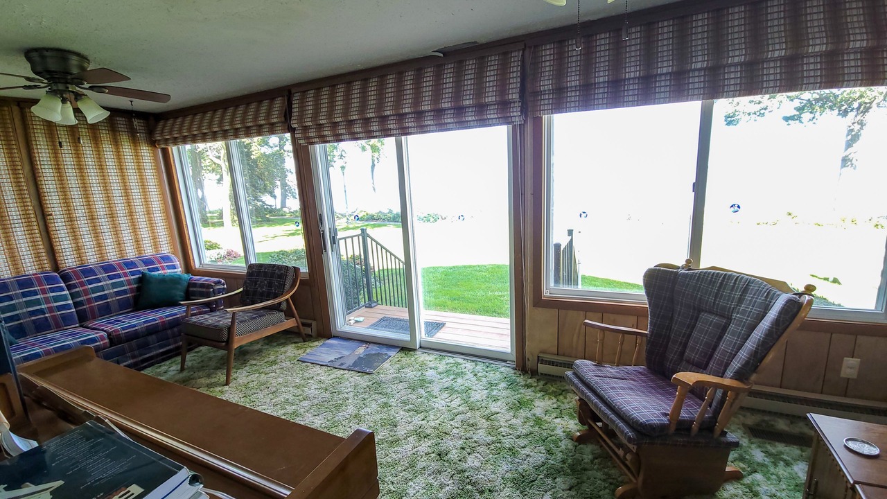 Photo of Livingroom in Lakeside