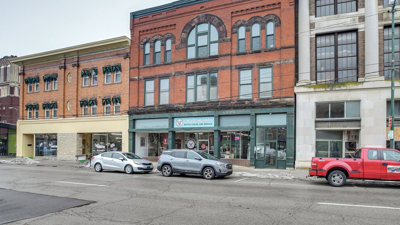 Photo of Outdoor in Springfield