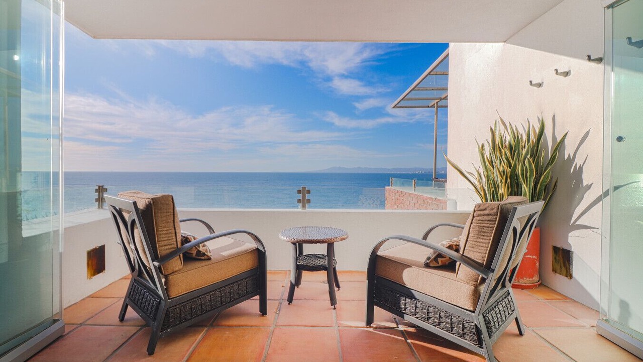 Photo of Patio Balcony in Conchas Chinas