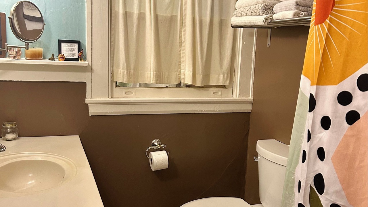 Photo of Bathroom in Huston - Courtland