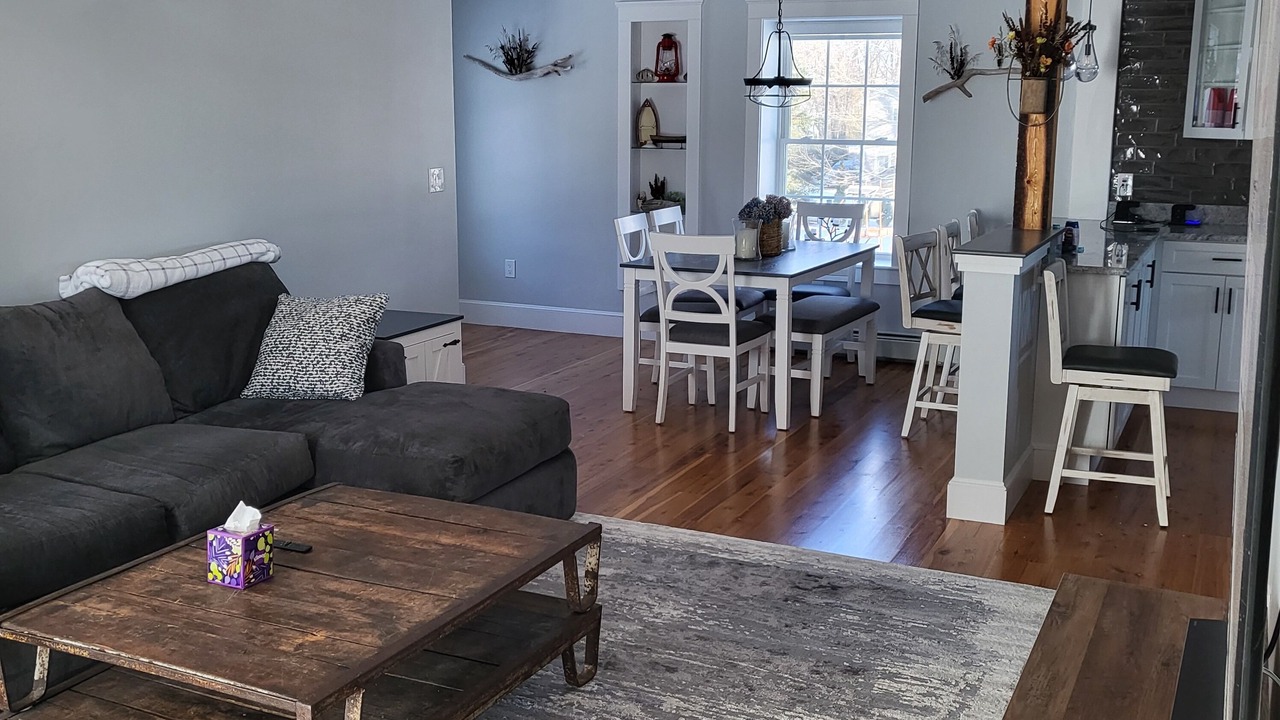 Photo of Livingroom in Thomaston