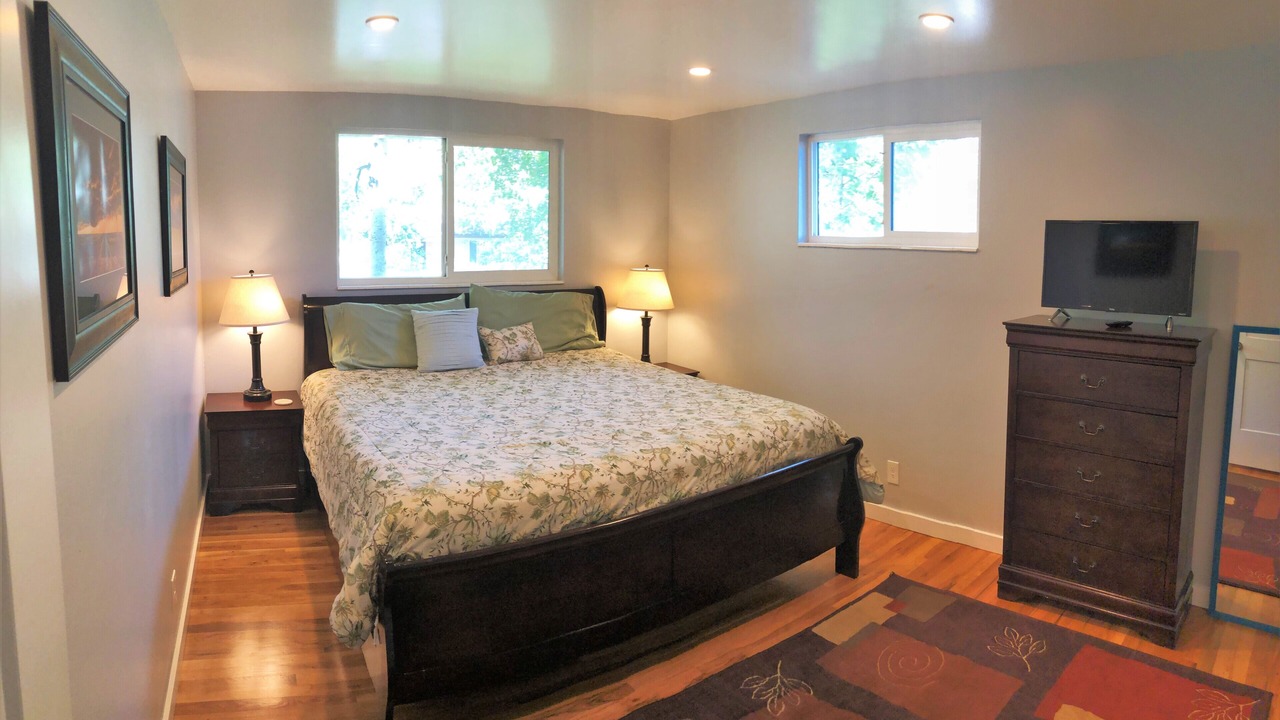 Photo of Bedroom in Millcreek