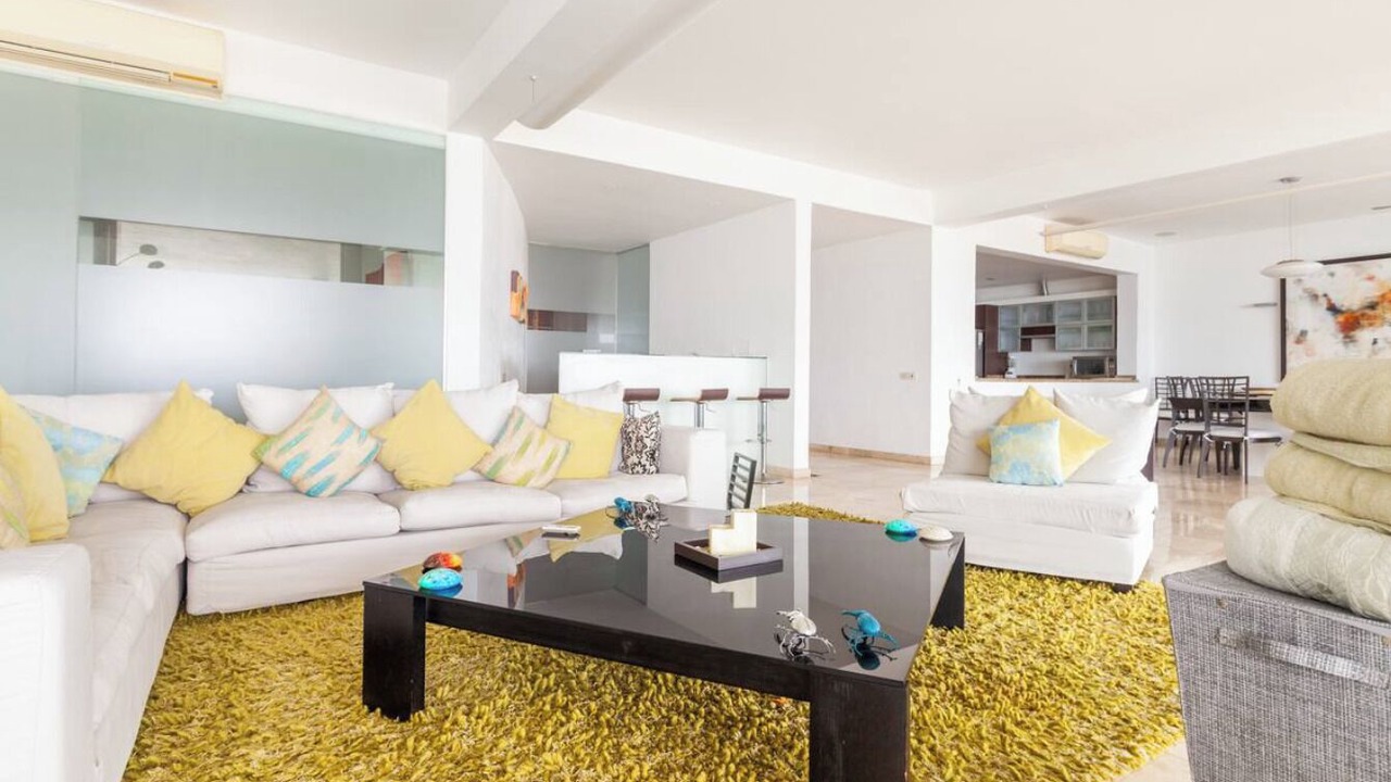 Photo of Livingroom in Puerto Marques