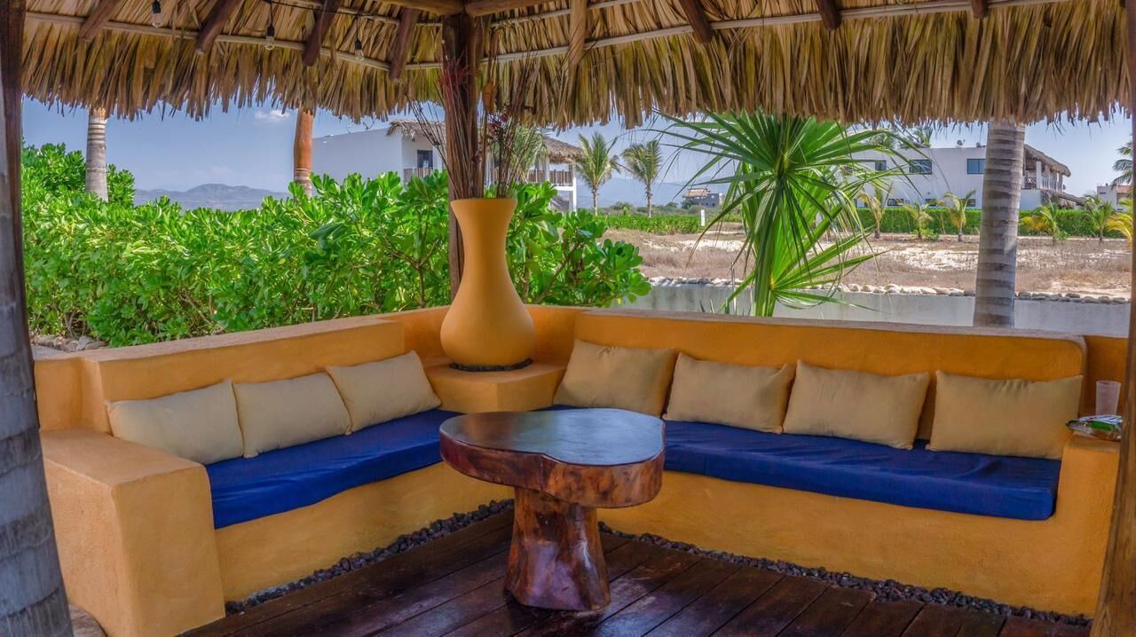 Photo of Patio Balcony in San Pedro Mixtepec
